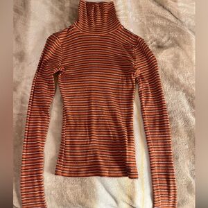 Hollister striped orange turtle neck size XXS